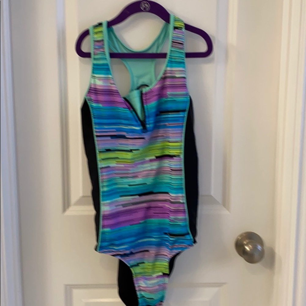 Girls one piece swimsuit